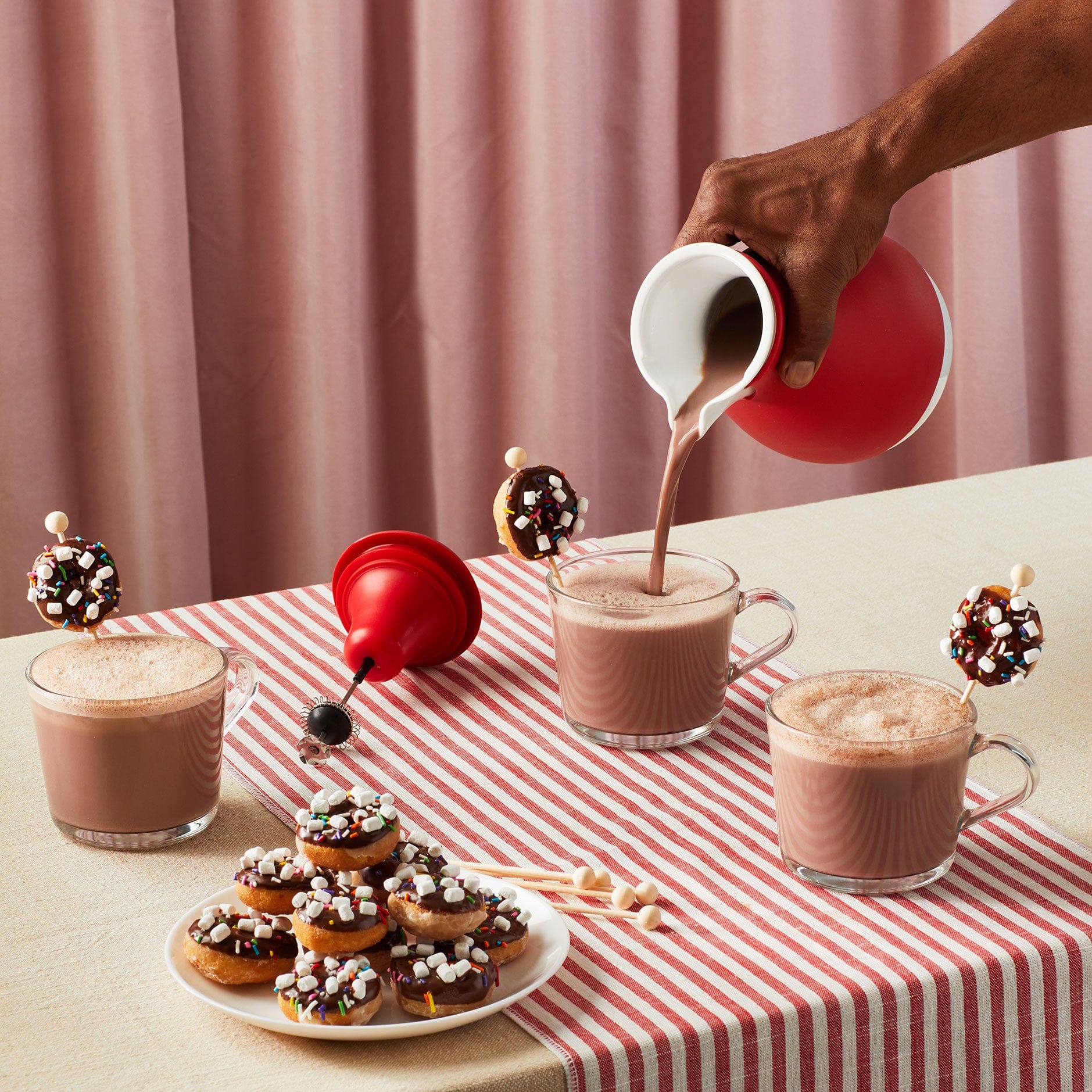 Chefn Frothing Hot Chocolate Pot