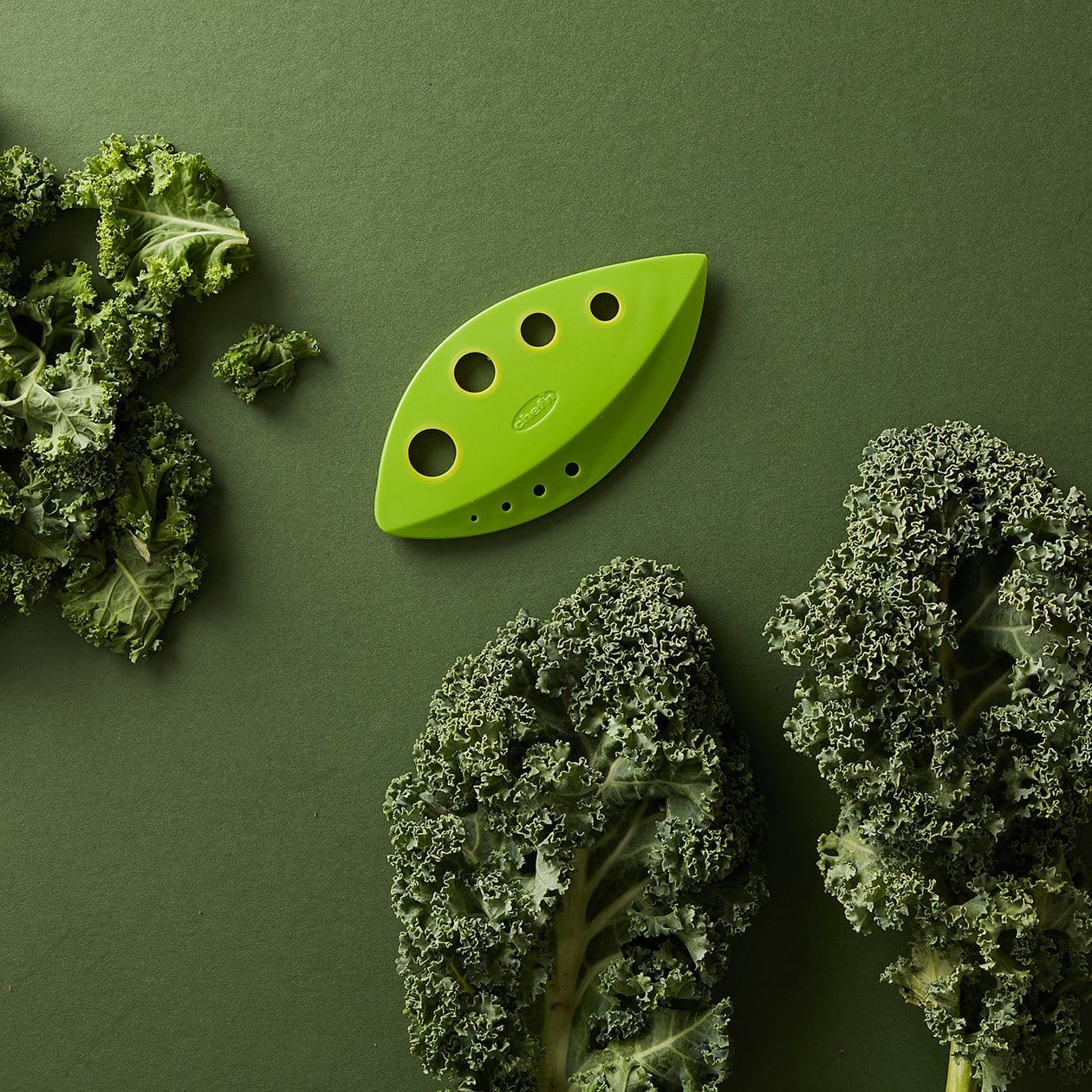 Chefn Fruit & Vegetable Prep/Cutting & Chopping LooseLeaf Kale and Greens Stripper