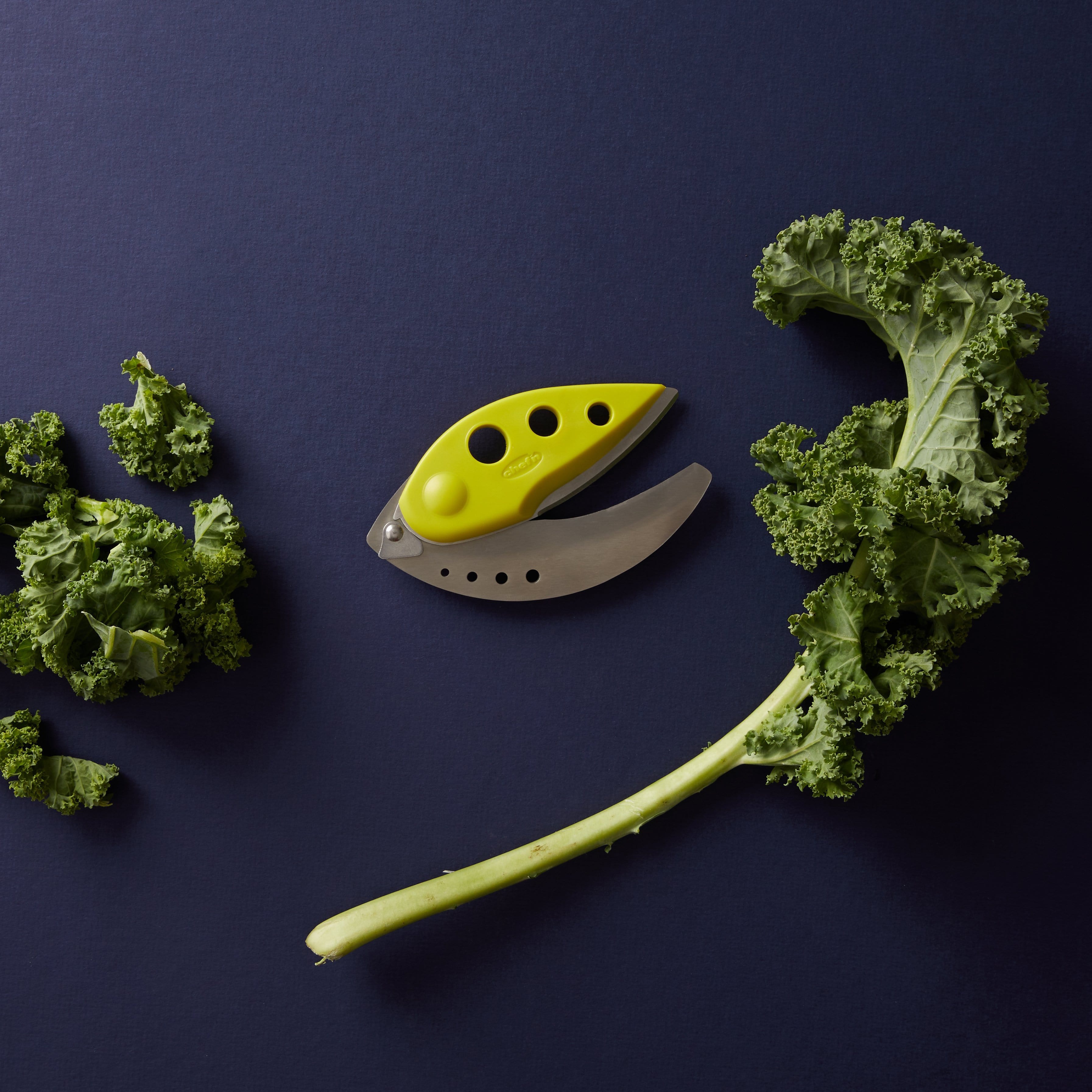 Chefn Fruit & Vegetable Prep Looseleaf Plus Kale and Greens Stripper